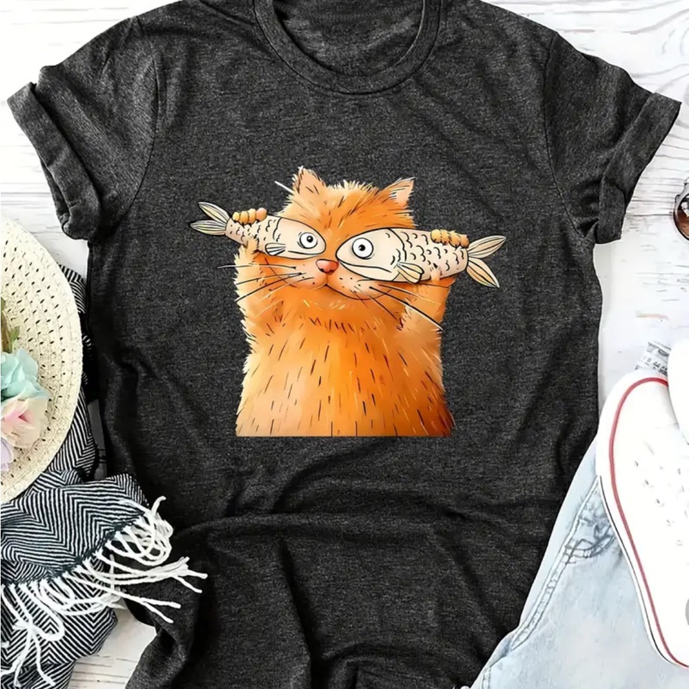 Gray Cat with Fish Eyes Graphic Women’s T-Shirt - M